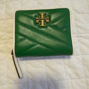 Tory Burch Kira Chevron bi-fold wallet - Green